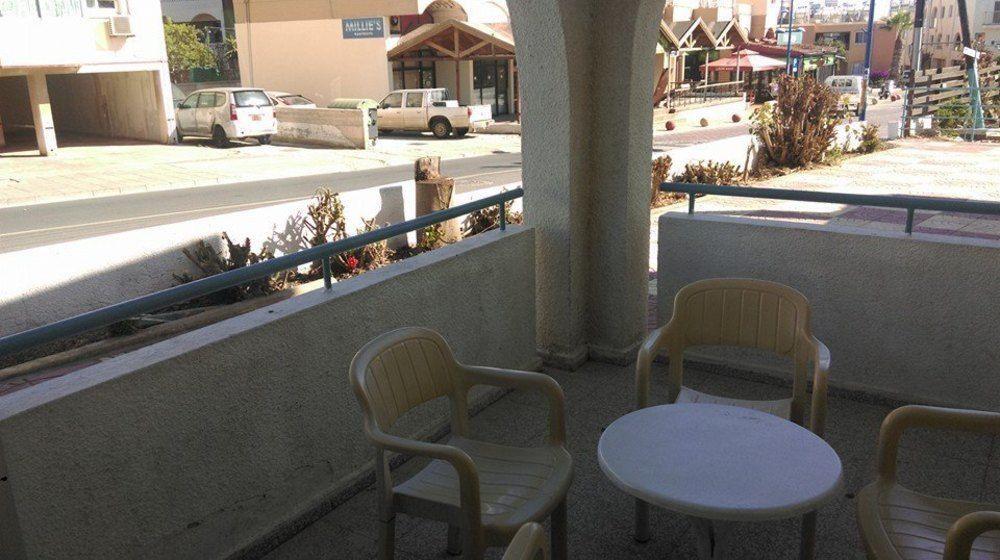Salmary Aparthotel 2*