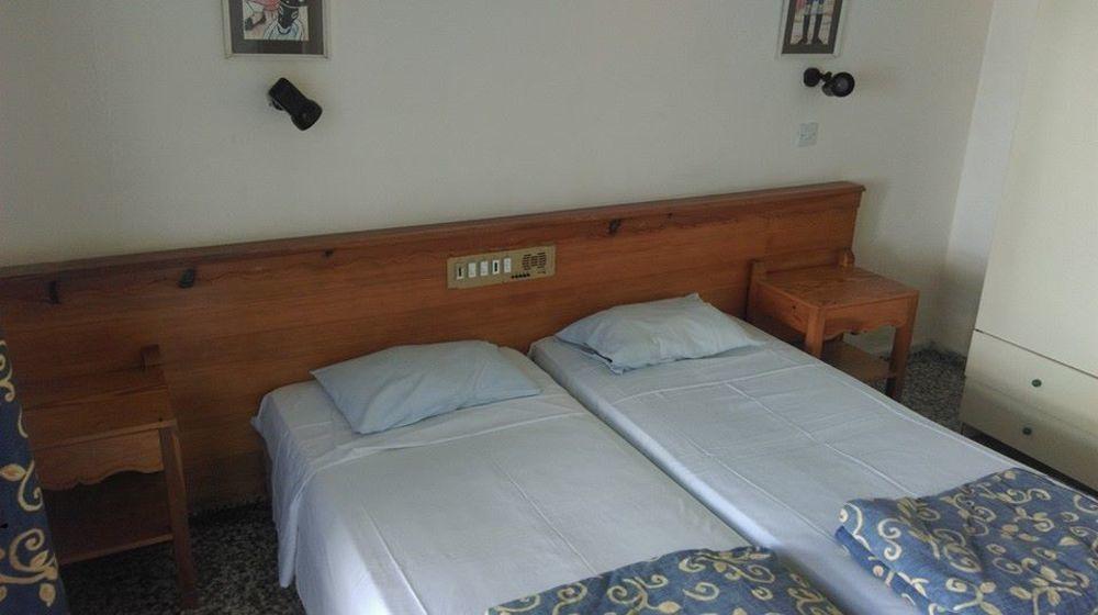 Salmary Aparthotel Agia Napa